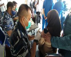 TNI AL BANTEN GELAR VAKSINASI USIA