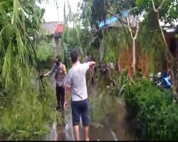 Patroli Polsek Pengadegan Evakuasi Poh