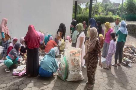 DESA PENGADEGAN SUKSES PENGELOLAAN