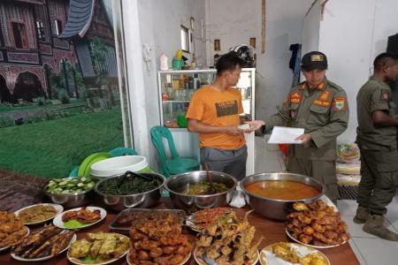RAZIA RUMAH MAKAN OLEH SATPOL PP K
