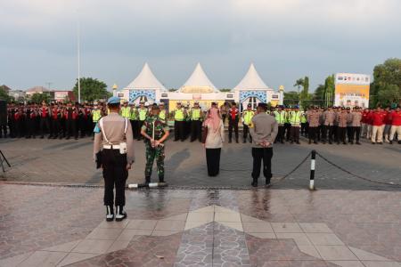 POLRES DEMAK TERJUNKAN 500 PERSONI