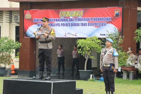 GELAR UPACARA POLRES DEMAK KESADARAN N
