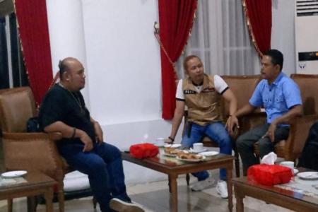 MEDIA GRUP TOLAK REVISI UU PENYIAR