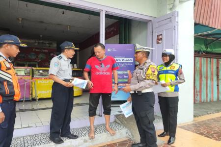 DEMAK BERSHOLAWAT DALAM RANGKA HUT