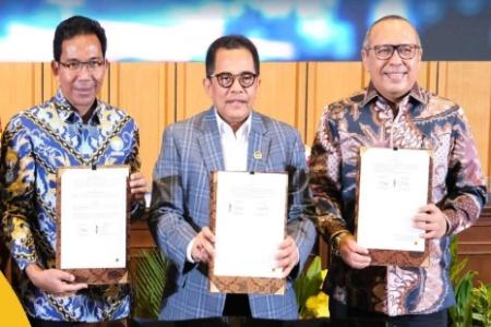 Sekjen Kementerian ATRBPN Tandatangani