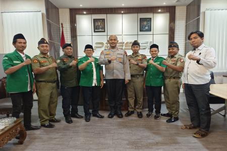 Kapolres Kendal Terima Kunjungan Silat