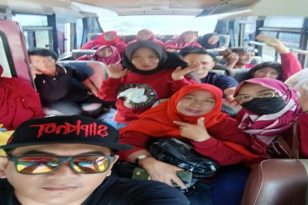 KOMUNITAS MAWAR BODAS BERTAMASYA M