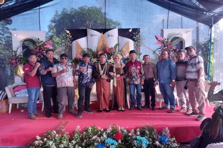 Resepsi Pernikahan Putri Dari bapak Na