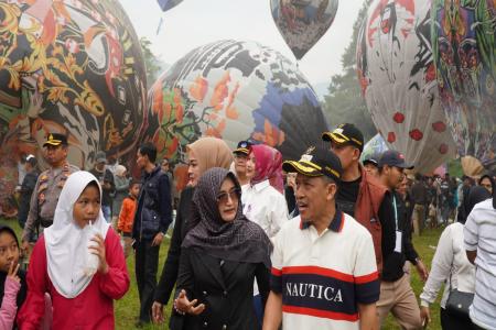 BALON UDARA JADI IDENTITAS WONSOBO WAK