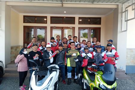 TURING GEMBIRA, KETUA DESKRANASDA 