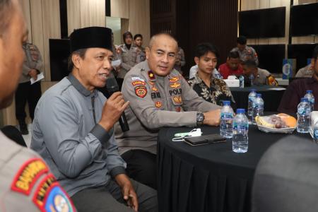 Jalin Sinergi di Jumat Curhat Polres P