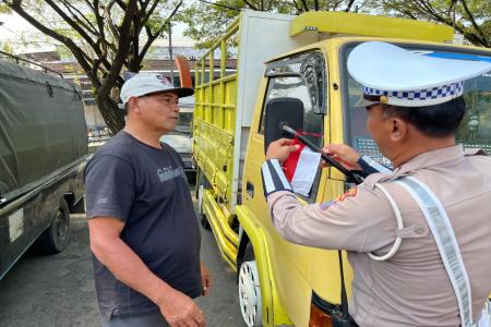 POLRES PACITAN PUPUK JIWA NASIONAL