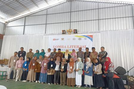 DARI DESA UNTUK NEGERI LOMBA LITERASI 