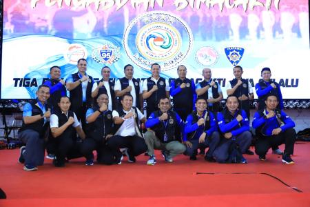 BENTUK BAKTI 30 AKABRI 95, RATUSAN