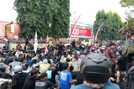 MASSA AKSI REFORMASI POLRI DI PURB