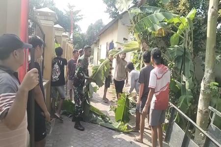 Babinsa Koramil 080806 Srengat Dorong 